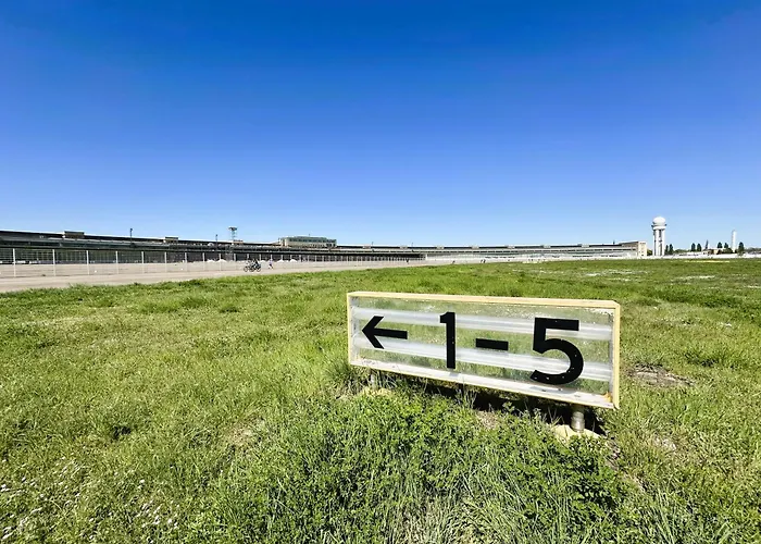 Ideal42 - Für Zwei - Citynah, Verkehrsgünstig, Supermarkt, Flexibler Check-in *