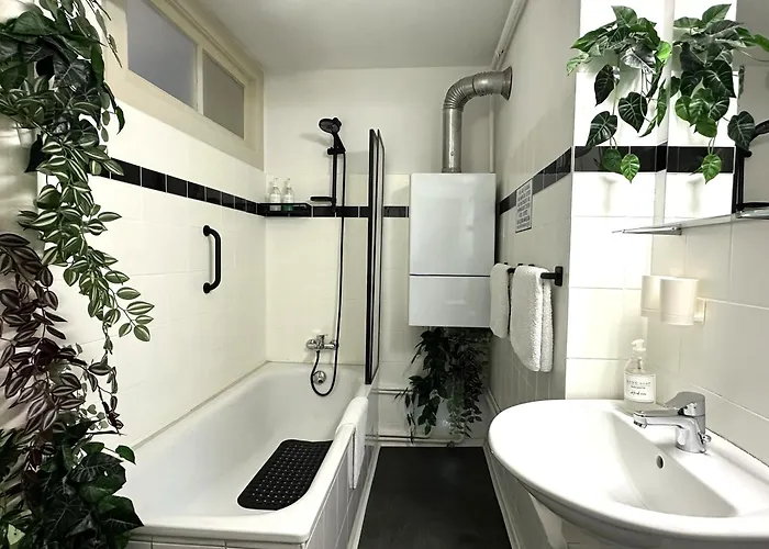 Ideal42 - Für Zwei - Citynah, Verkehrsgünstig, Supermarkt, Flexibler Check-in Berlín