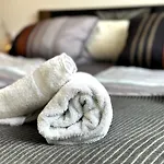 Apartment Ideal42 - Für Zwei - Citynah, Verkehrsgünstig, Supermarkt, Flexibler Check-in *