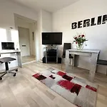 Ideal42 - Für Zwei - Citynah, Verkehrsgünstig, Supermarkt, Flexibler Check-in Berlin