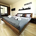 Ideal42 - Für Zwei - Citynah, Verkehrsgünstig, Supermarkt, Flexibler Check-in * Berlin