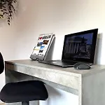 Ideal42 - Für Zwei - Citynah, Verkehrsgünstig, Supermarkt, Flexibler Check-in Apartment *